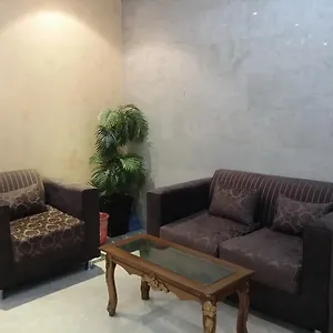 الزائر للشقق المفروشة مكة